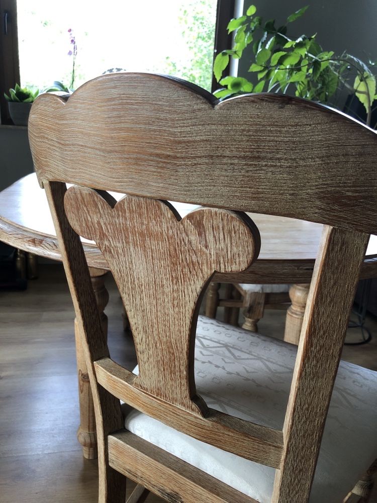 Stół drewniany +4 krzesła