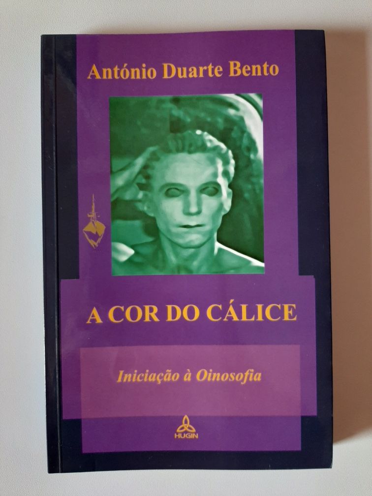 Livro "A cor do cálice"