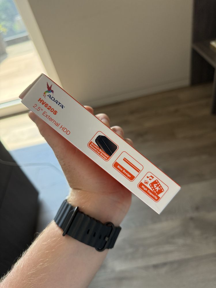 Жорсткий диск adata 1TB