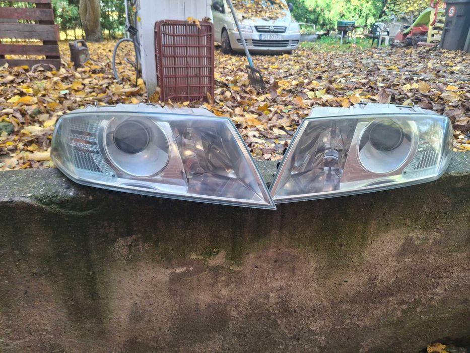 Фари Шкода А5 Ксенони