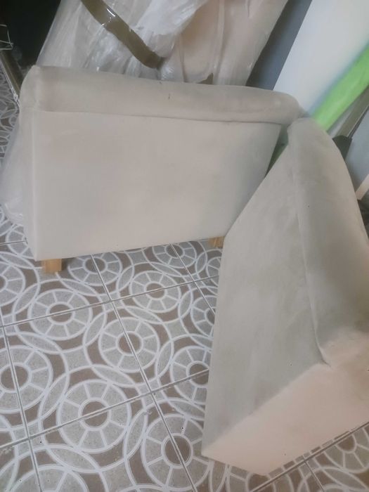 Sofá côr Bege já embalado