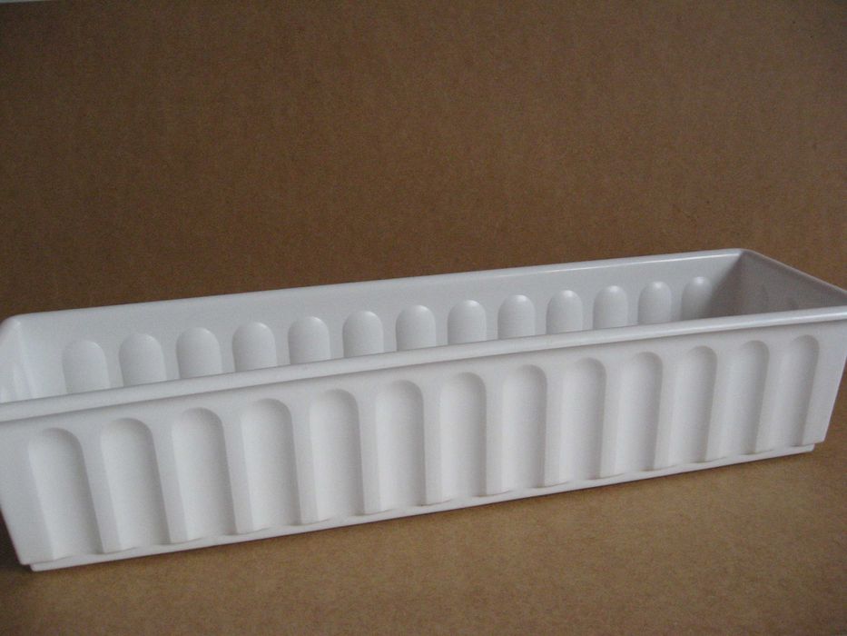 Nowe korytko skrzynka do kwiatów kolor biały