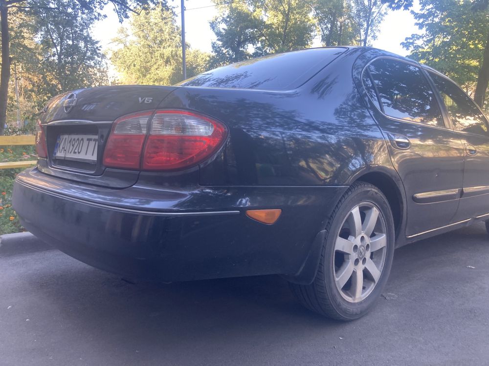 Продам Nissan Maxima QX