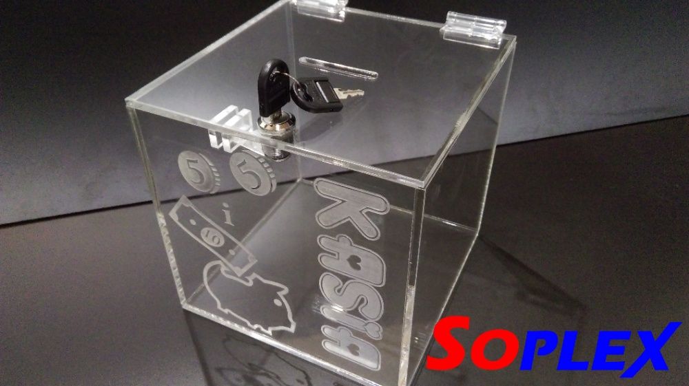 Skarbonka 15cm z PLEXI na prezent, urna, kubik, możliwy grawer PLEXA