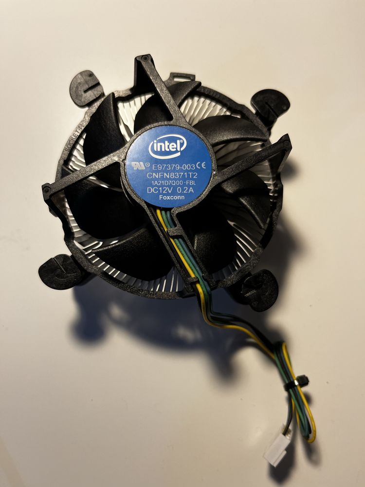 Cooler Intel FoxConn Socket LGA 1155/6/0 - Como Novo