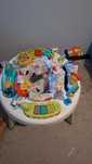 Duży stolik edukacyjny Fisher Price