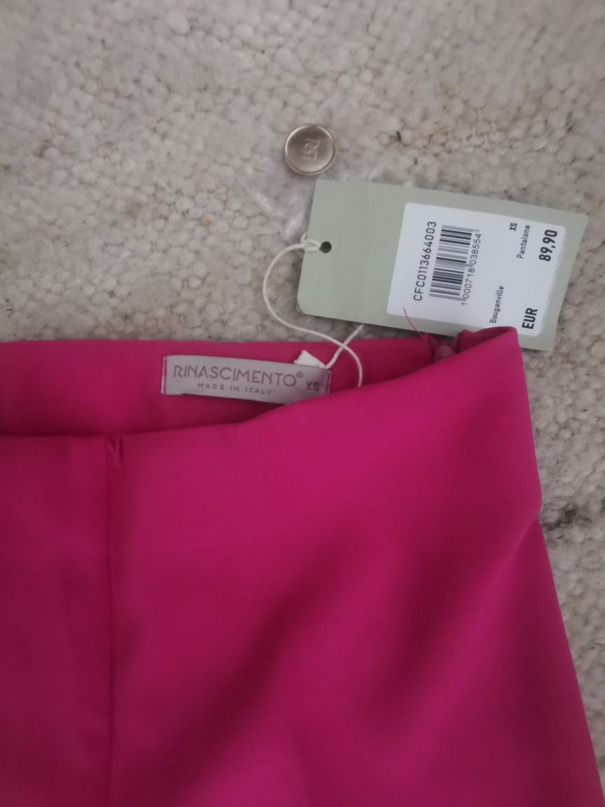 Calça nova Rinascimento