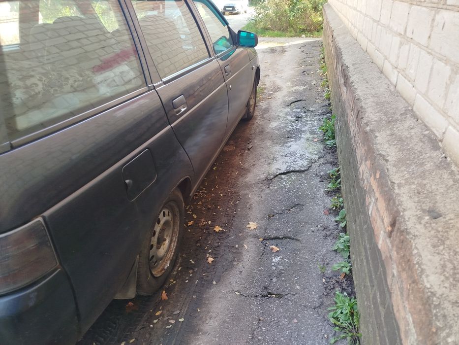 Продам ВАЗ универсал 21112