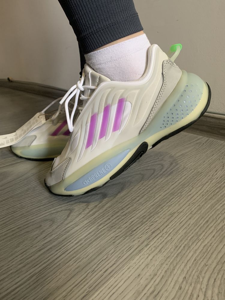 Кросівки Adidas Ozrax