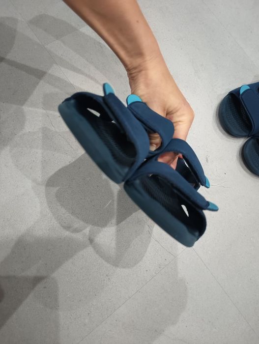 Sandały dziecięce adidas altaswim rozmiar 27