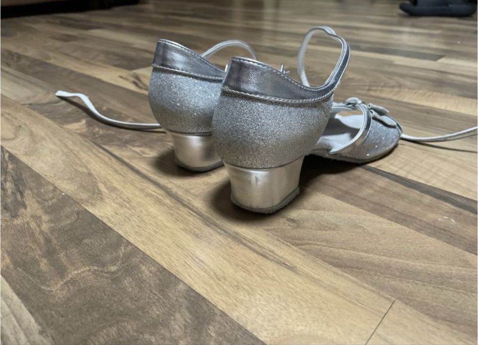 Туфлі для бальних танців дитячі