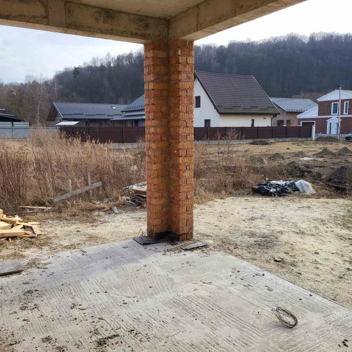 Продаж будинку в смт.Брюховичах