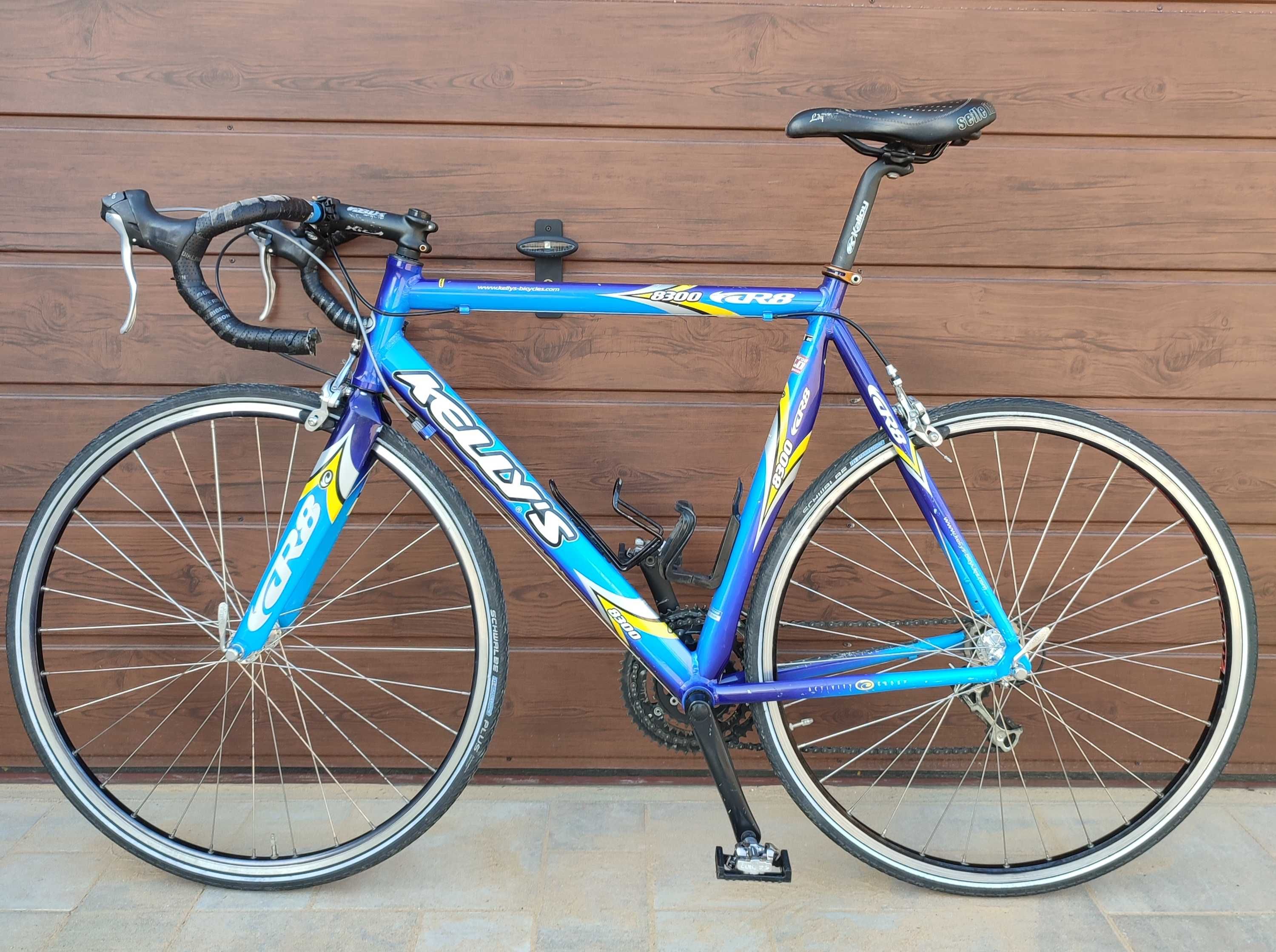 Rower Szosowy KELLYS GR8 8300 rama 59 cm. widelec CARBON