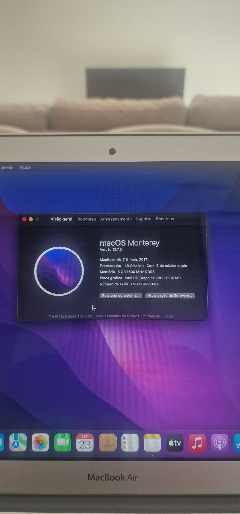 Macbook air 13" ( 2017 )