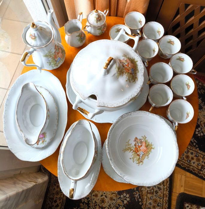 CHODZIEŻ Miłość Wiedeńska Serwis Obiadowo-Kawowy dla 12 osób/86 Części