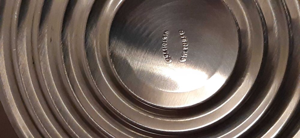 Świecznik srebro 925 /1000 wysokość 12,5 cm , średnica podstawy 9,5 cm