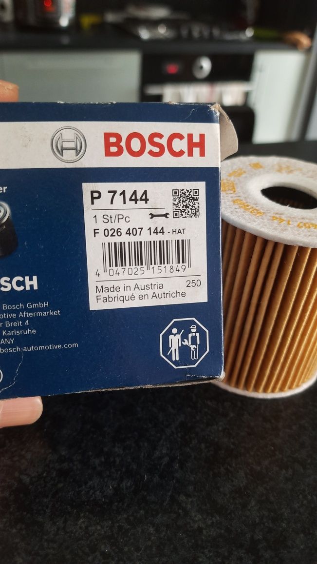 Масляний фільтр Bosch F026407144 P7144