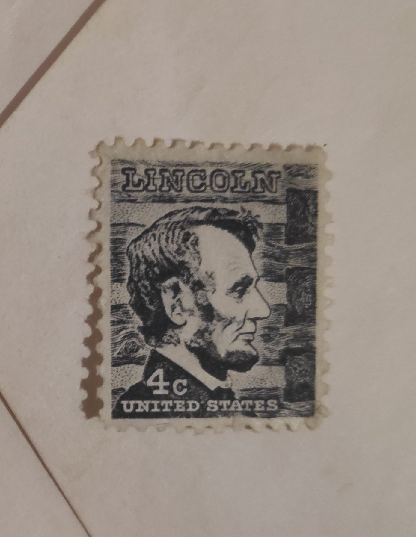 Коллекционная почтовая марка (Lincoln)