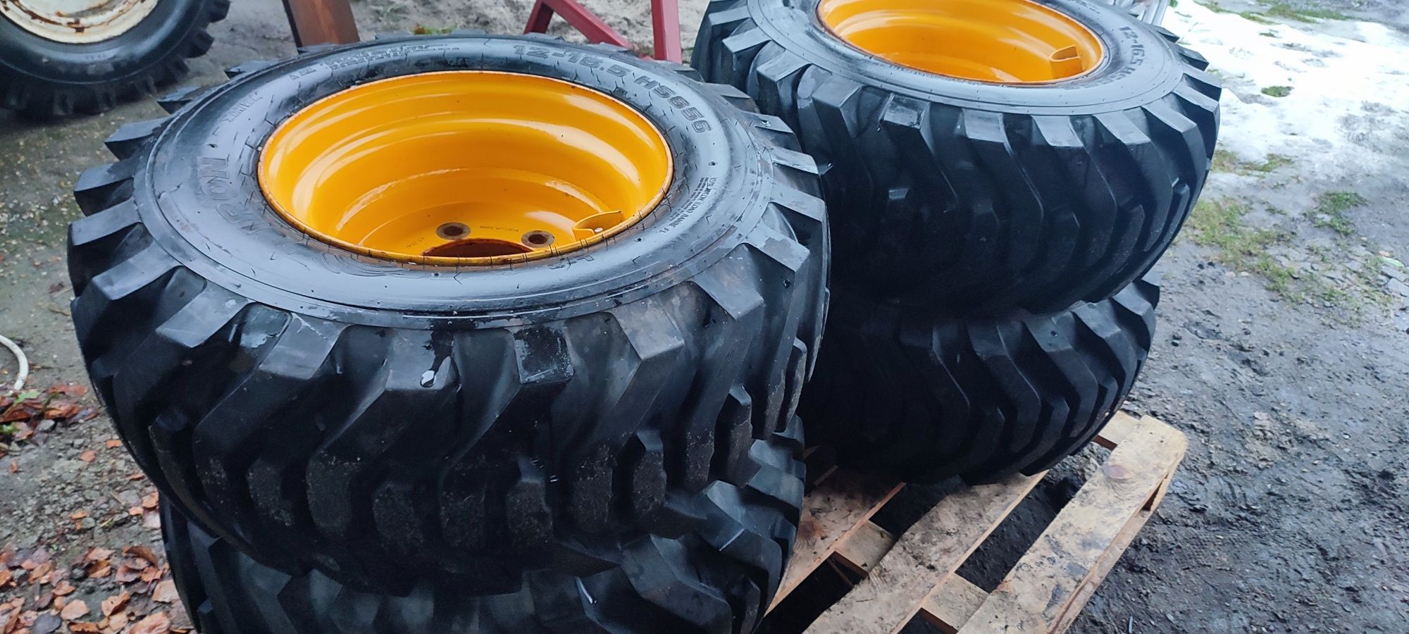 Koła 12-16.5 opony tiron 12pr opony przemysłowe bobcat