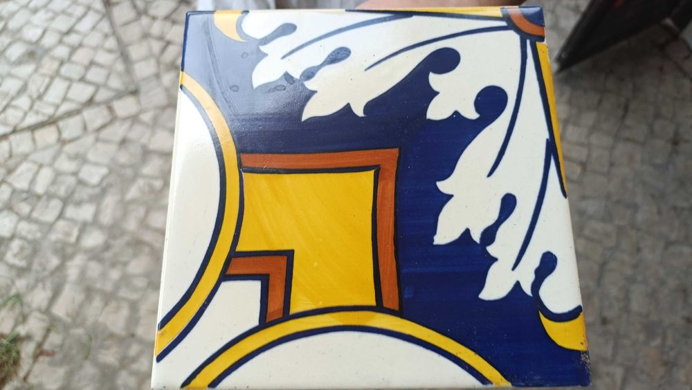 Lote de azulejos da extinta Fábrica Constância