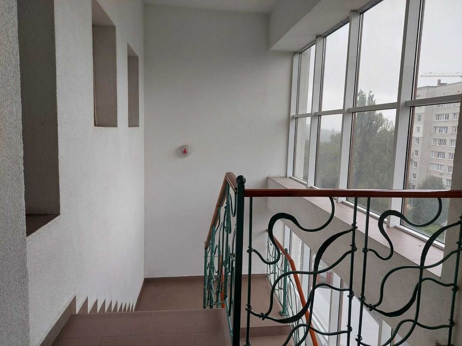 ПРОДАЖ 3 кім. квартира 125 м. кв. вул Бориславська м. Трускавець