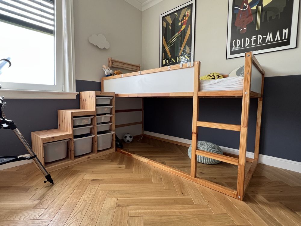 Regał trofast schodki z pojemnikamk