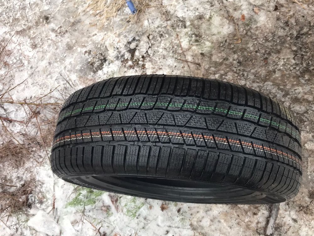 Шини Continental. 255/ 60 R18