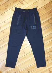 Damskie bawełniane spodnie dresowe Emporio Armani  rozmiar S