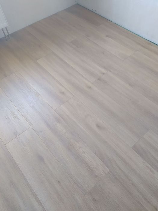 Укладка Ламината, Паркетной Доски,Линолеума. Монтаж Фанеры. Плинтус.