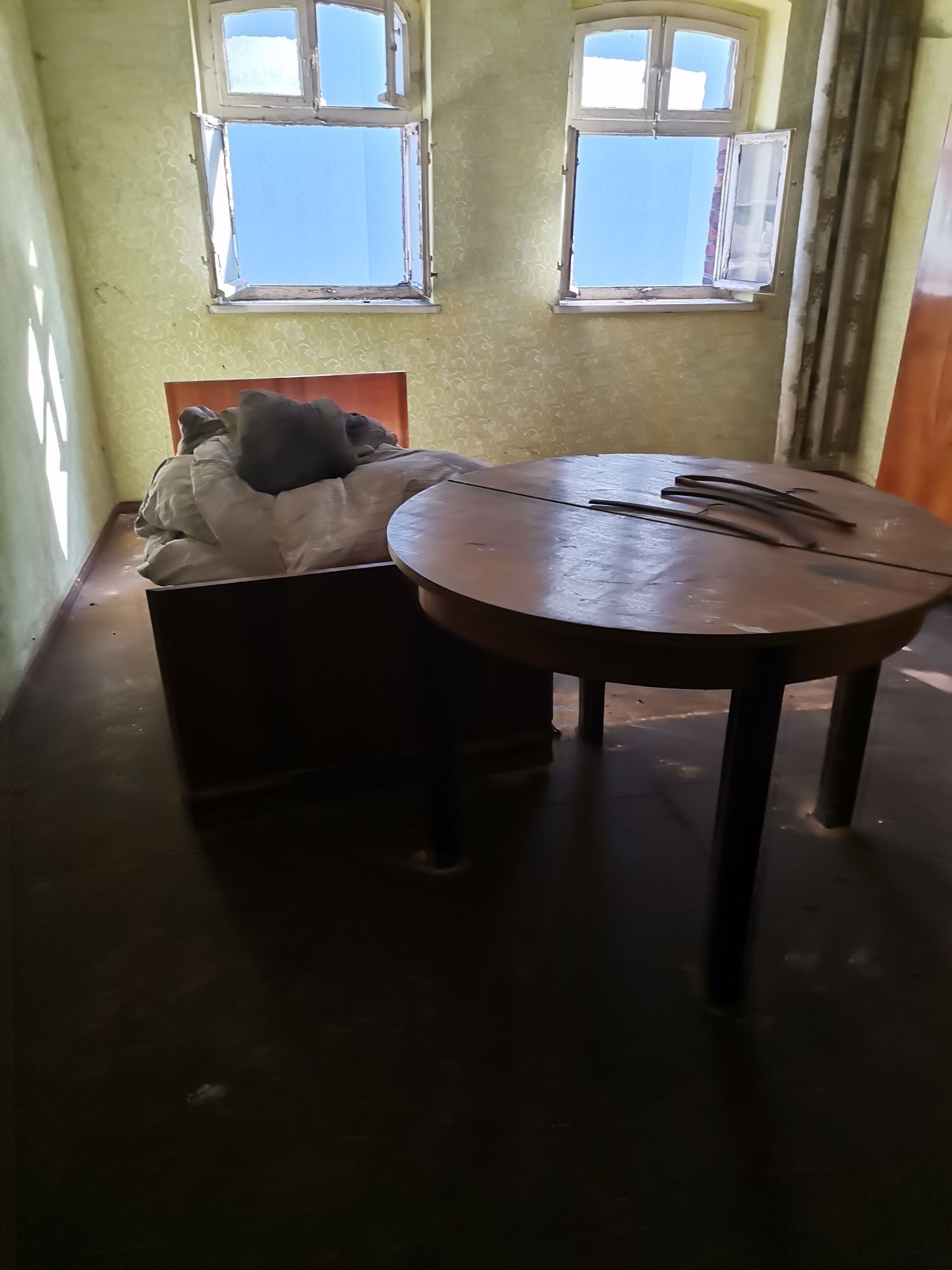 Wywóz śmieci Sprzątanie garaży wywóz gałęzi działka Utylizacja papy