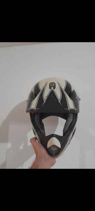 Capacetes moto usados.