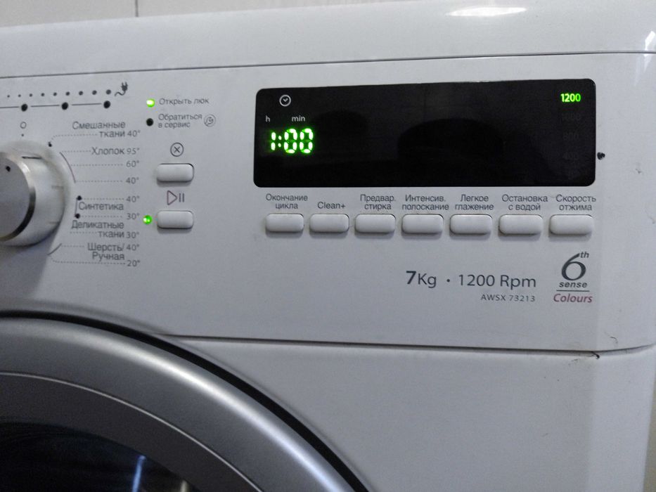 Пральна машинка Whirpool AWSX 73213. Продаж цілої або розбірка.