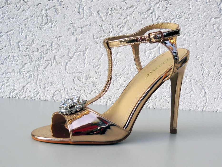 Eleganckie złote *Danic* rozmiar 40