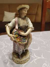 Figurka kobiety z porcelany Miśnia