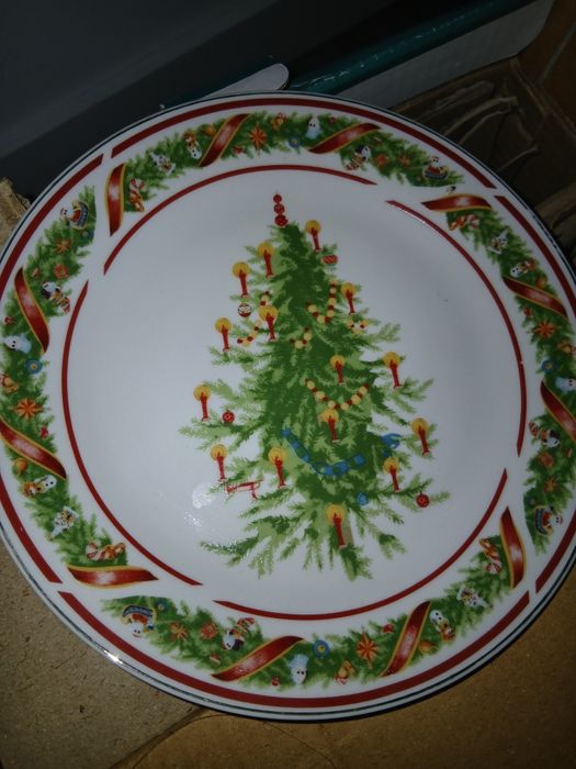 Serviço de Natal - loiça - 19 peças