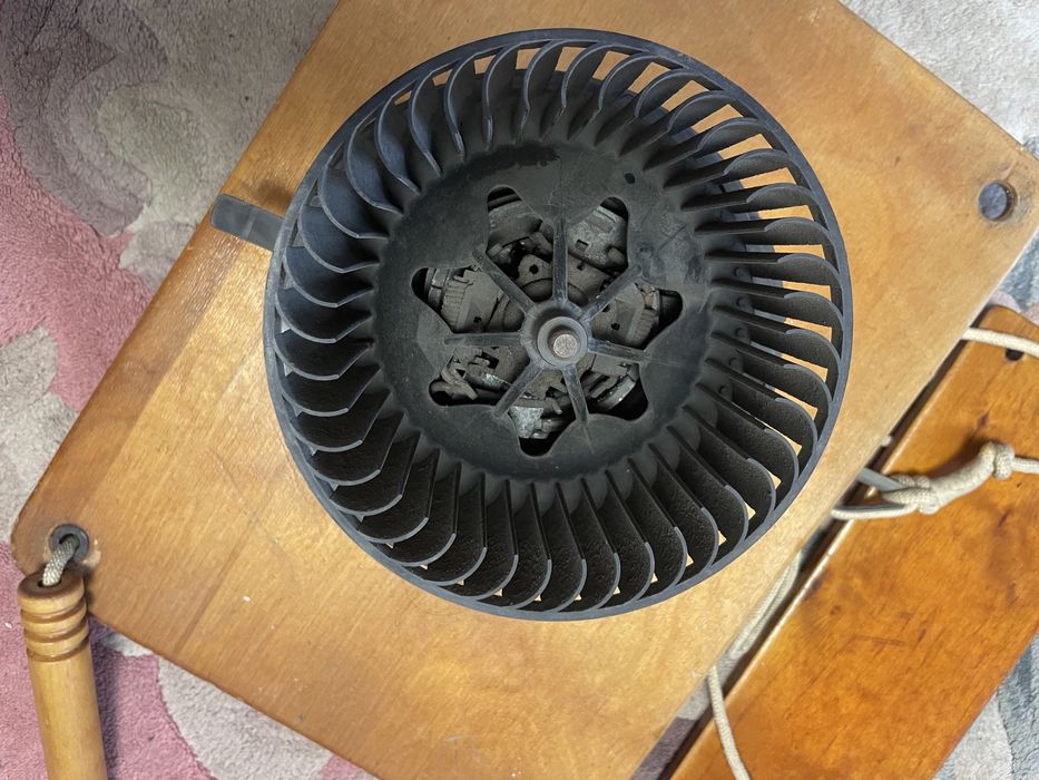 Вентилятор салону Seat, VW, Audi. виробництво Valeo