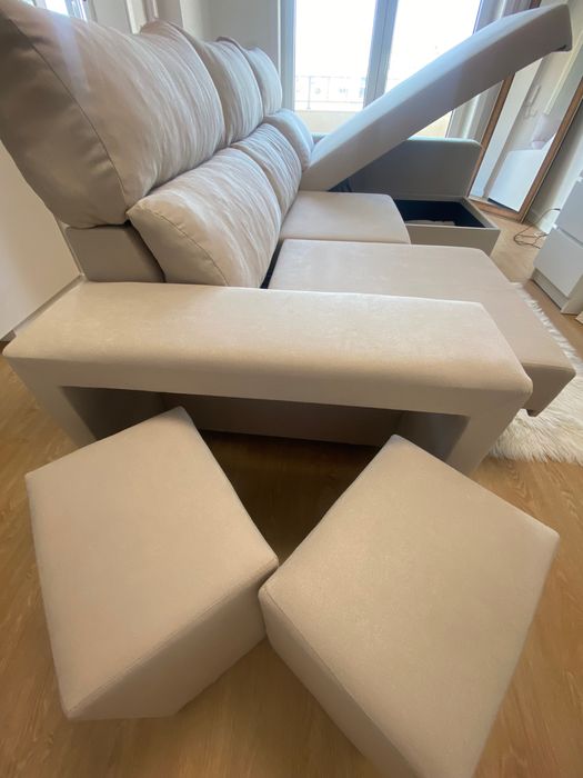 Sofá Três lugares c/ Chaise longue Como Novo!