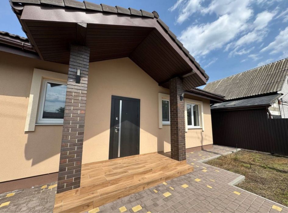 Продаж будинку у с. Хотянівка