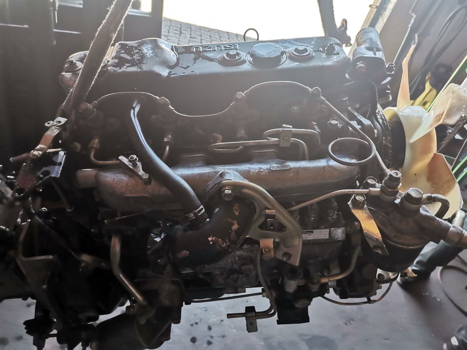 Motor Isuzu 3300
