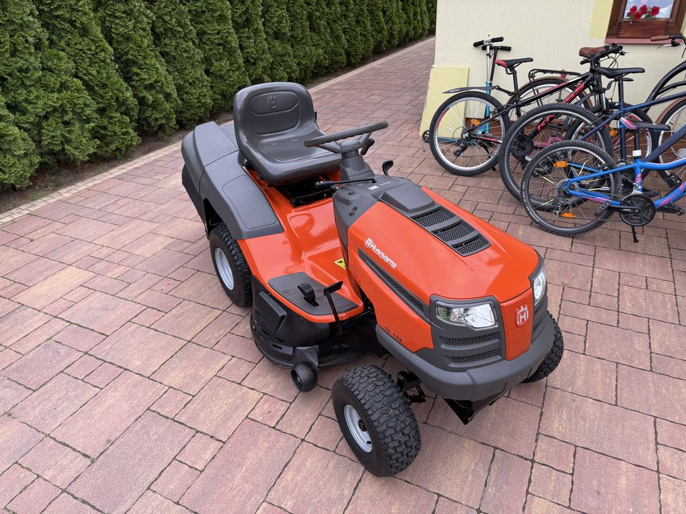 Traktorek kosiarka Husqvarna TC 138 hydrostat pompa oleju 2022 rok
