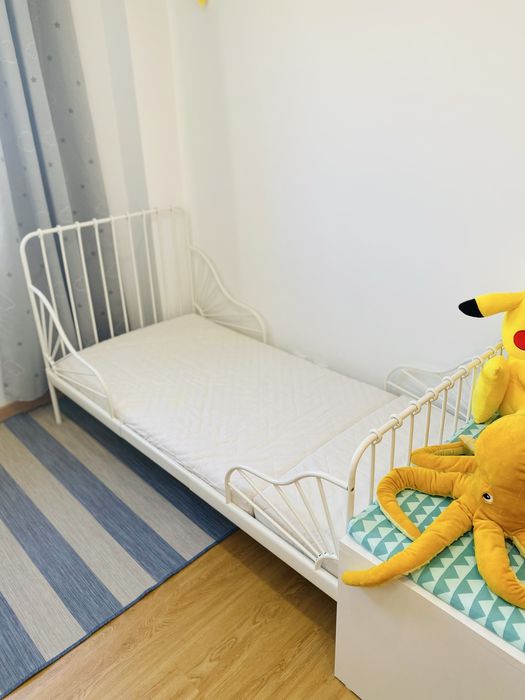 Cama c/colchao, bau de arrumacao e armario de arrumacao