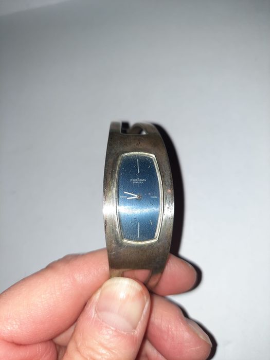 Damski srebrny zegarek  Pallas.