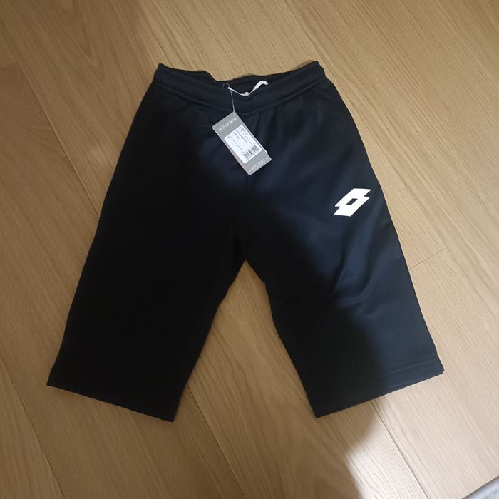 Spodenki 3/4 do piłki nożnej Lotto