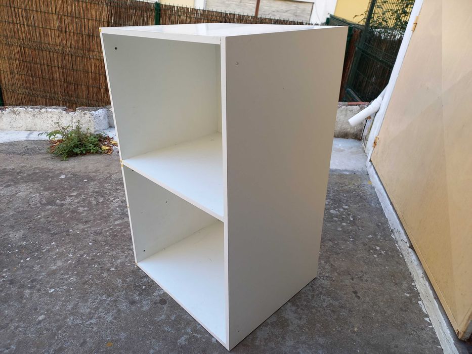 Móvel com 2 Divisões para Arrumação