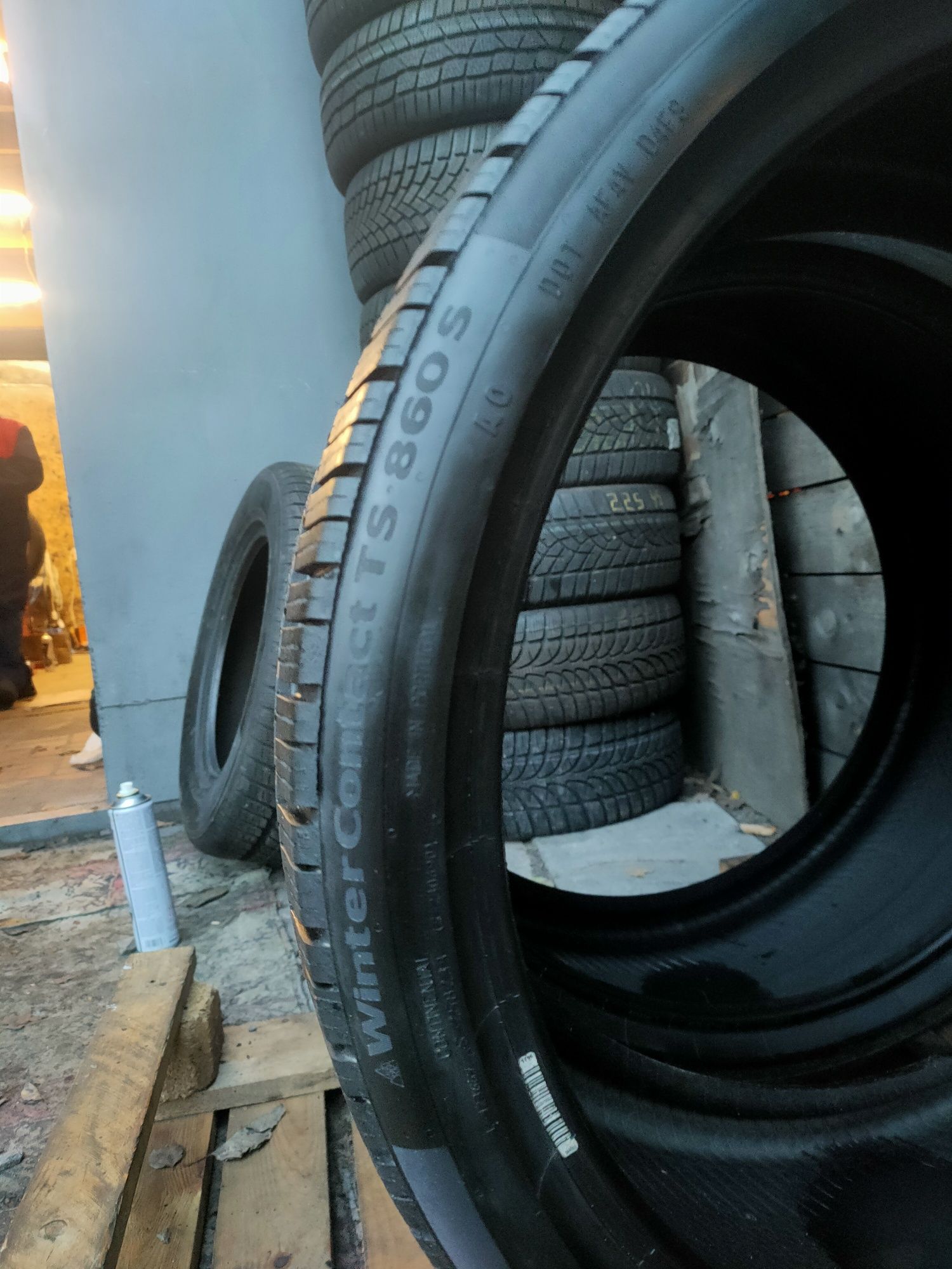 Зима 2шт 285/30R22 101W XL Continental WinterContact TS860S