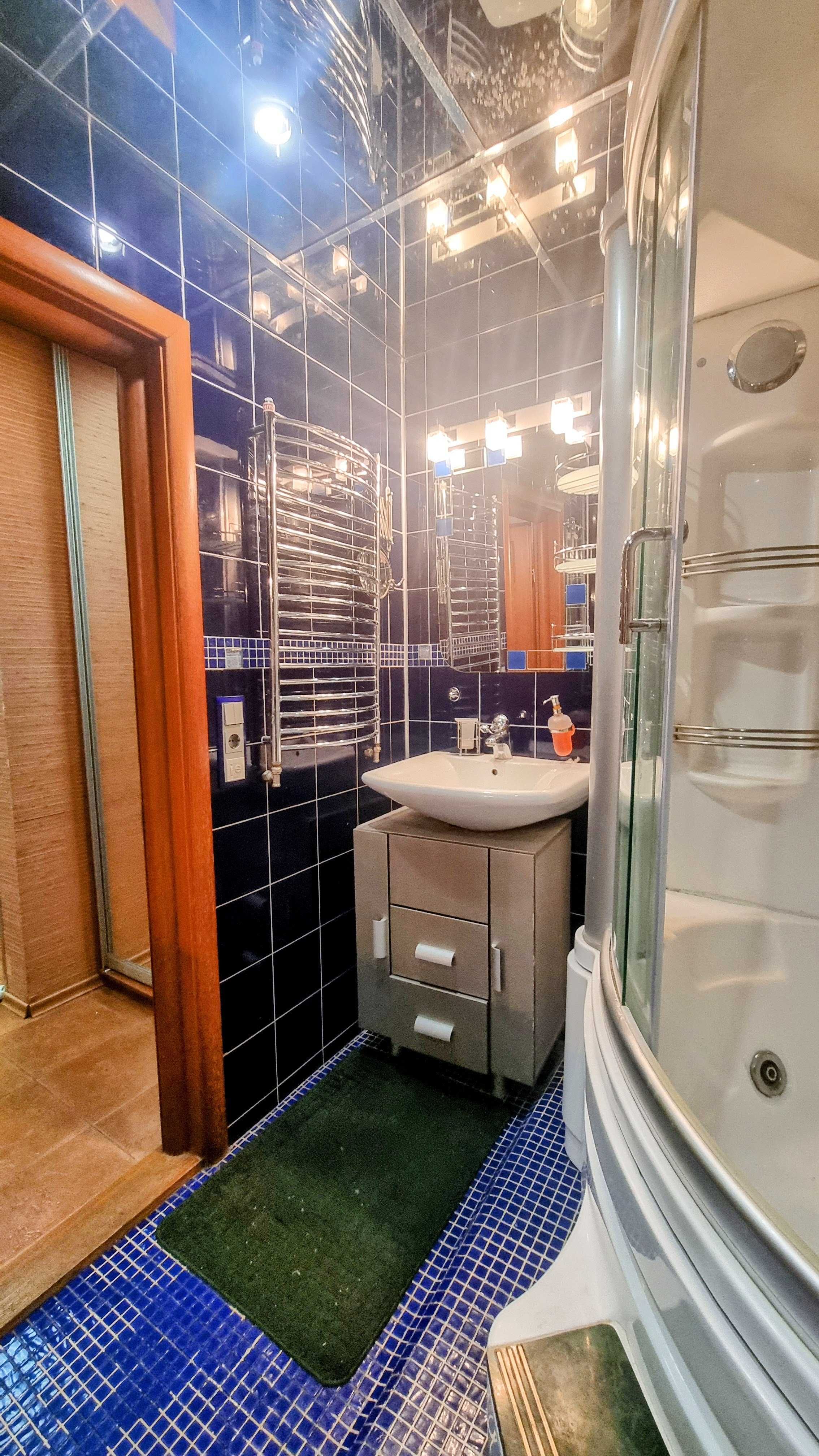 Продам  4 кім. кв. ул. Л. Руденко 10. Дарницький р-н, Від власника.