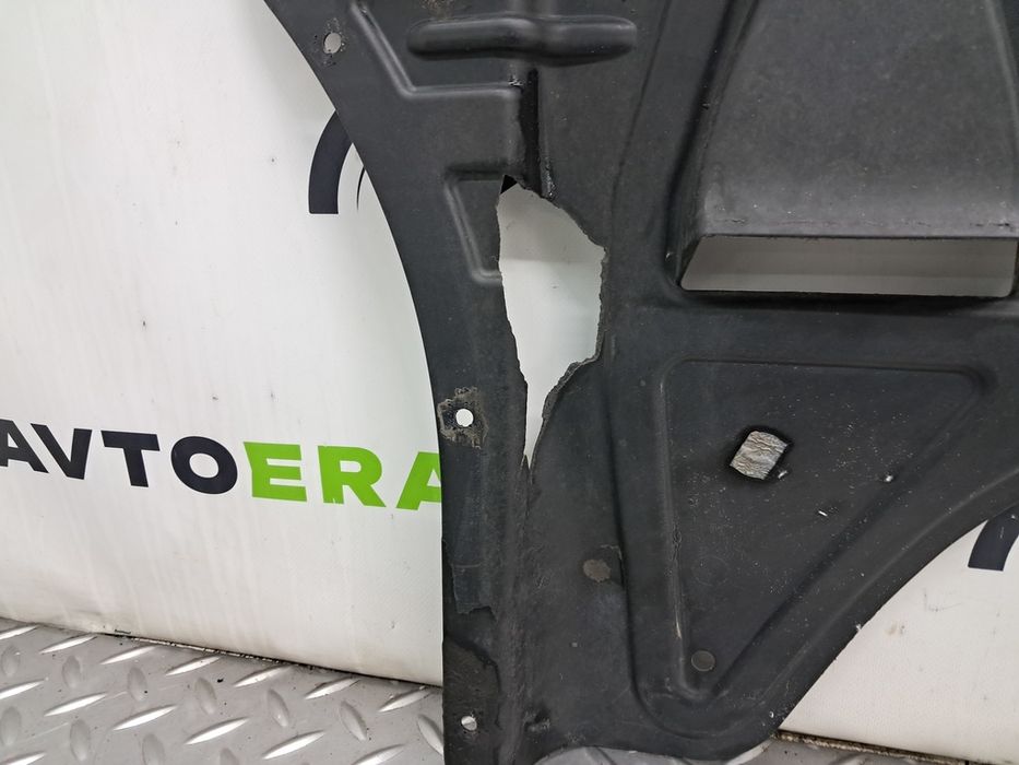 Защита двигателя VOLKSWAGEN  GOLF 7 5Q0825235C