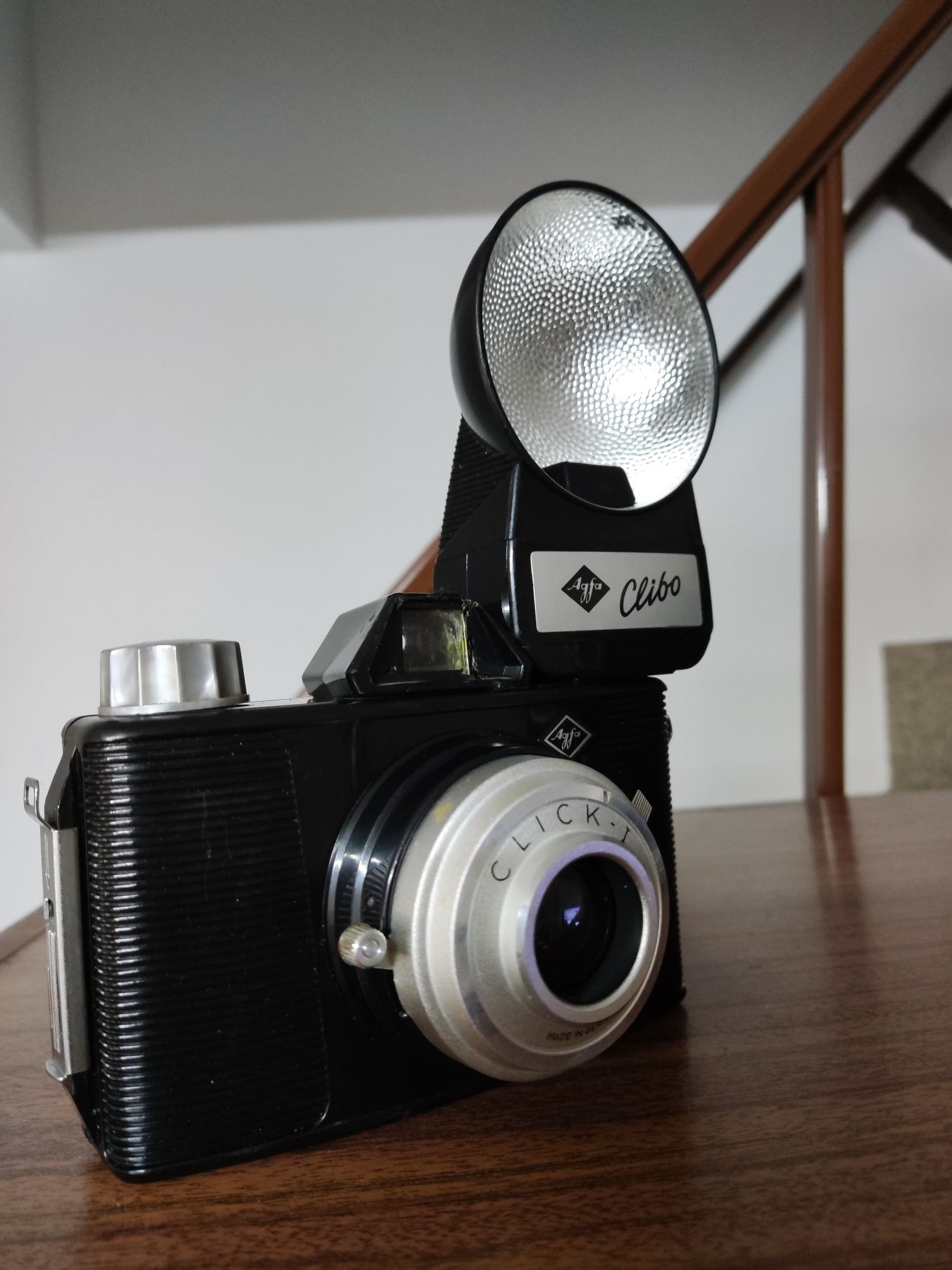 Máquina fotográfica antiga marca AGFA