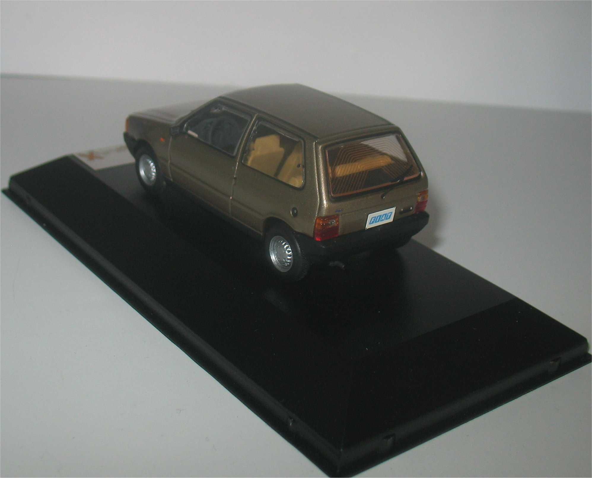 PremiumX - Fiat Uno - 1983