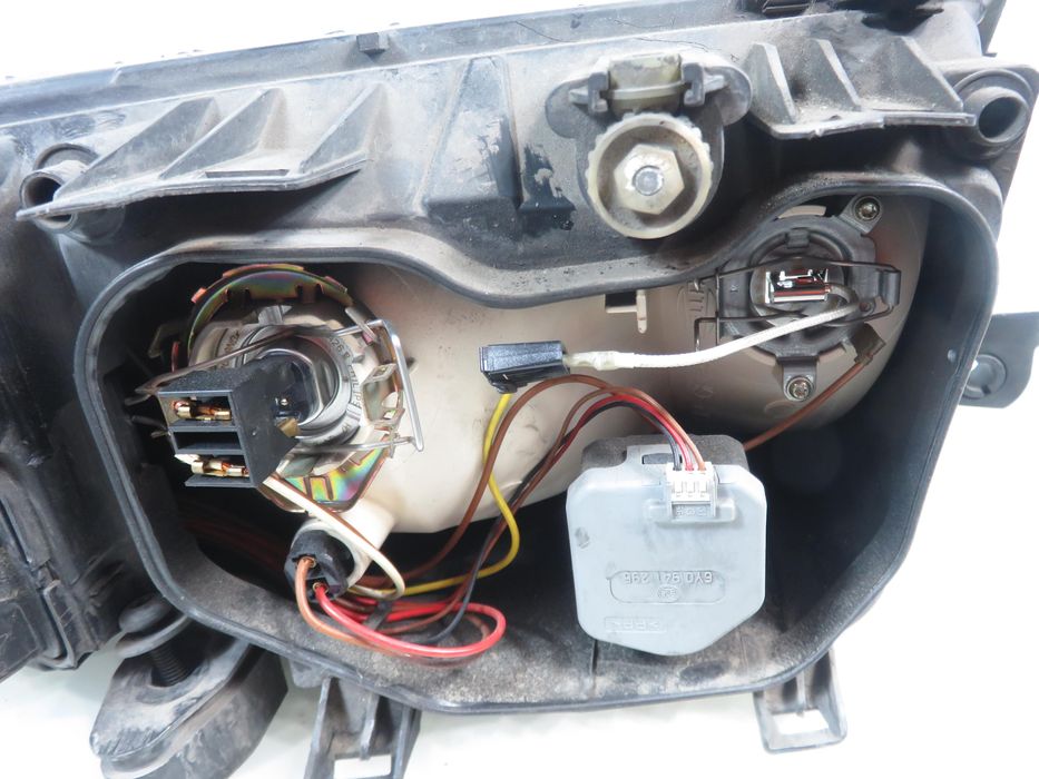 Lampa Lewa Przednia Skoda Fabia I Lift Ciemna